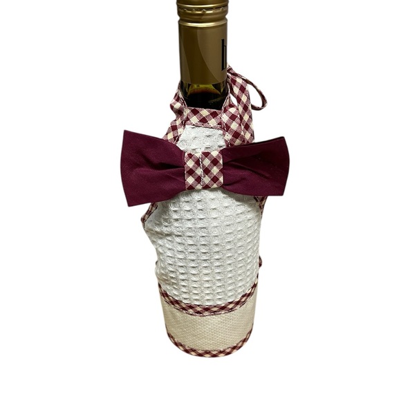 2 pce cute bottle decor - Picture 2 of 3